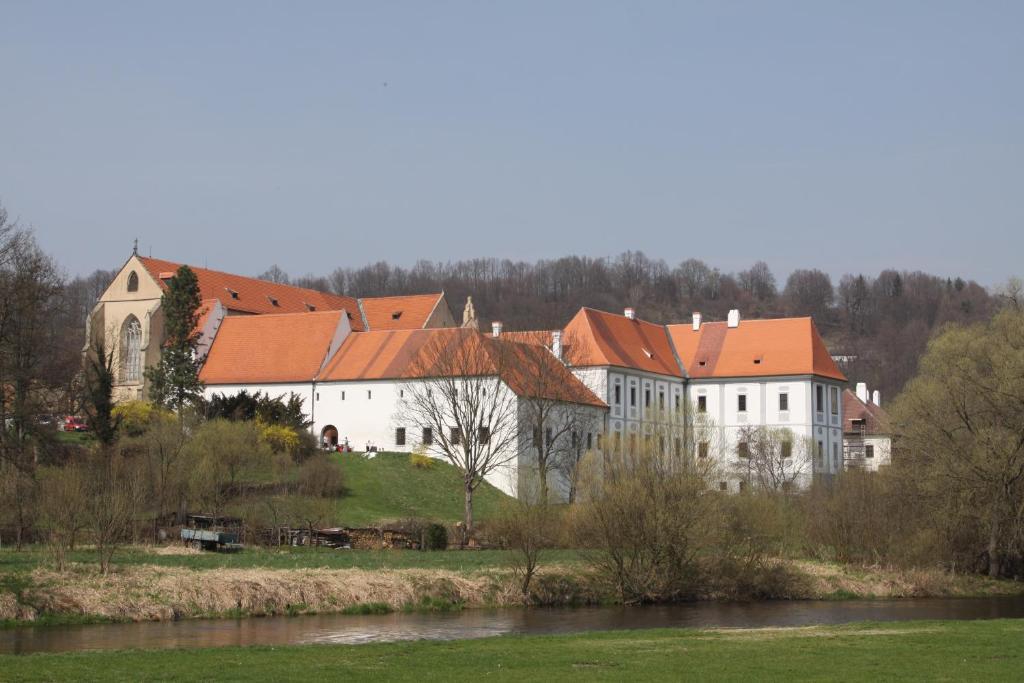 Penzion Chlumec Chlumec  Exteriör bild